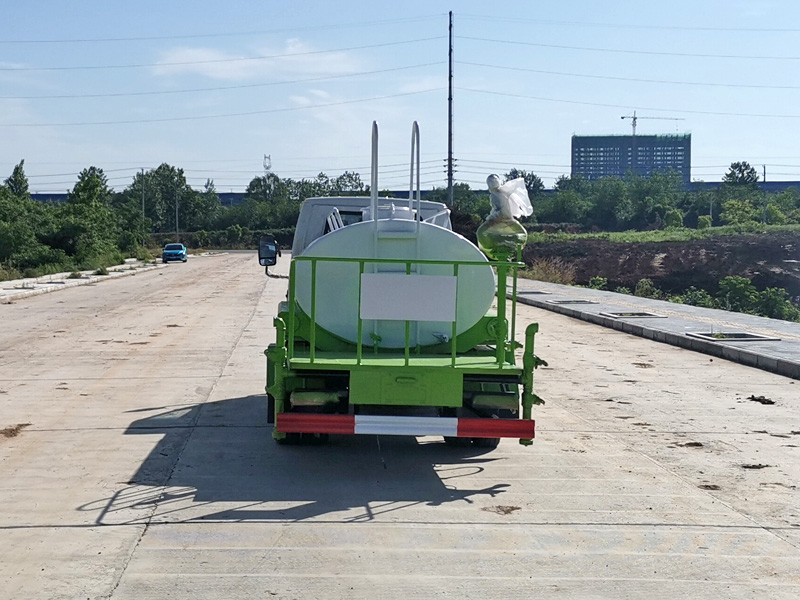 凱馬2方藍牌灑水車