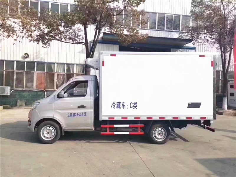 國六 長安跨越王3米冷藏車