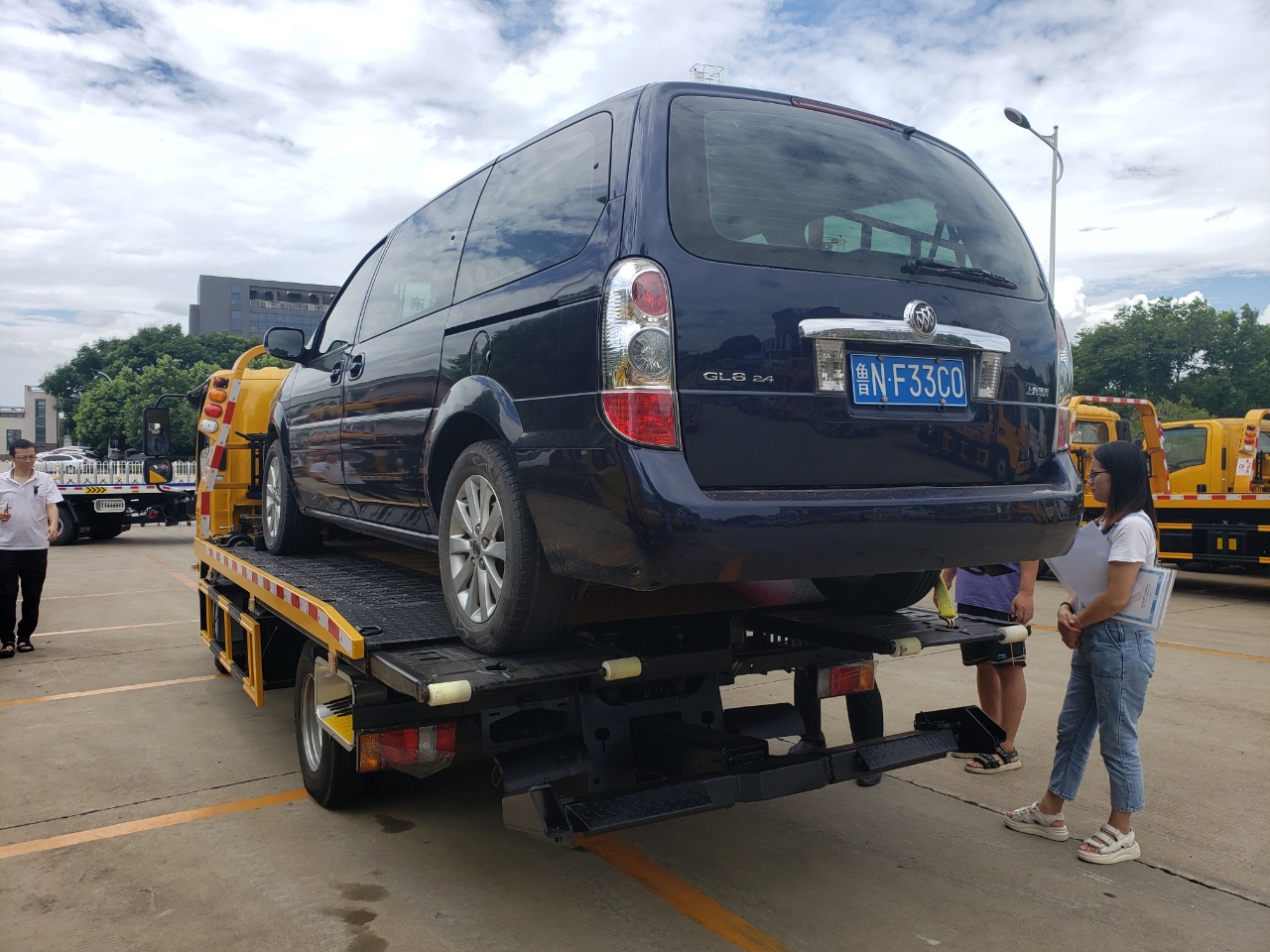 國六慶鈴五十鈴寬體駕駛室藍牌一拖二清障車